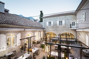 3 restaurants, breakfast, lunch, dinner served; Mediterranean cuisine