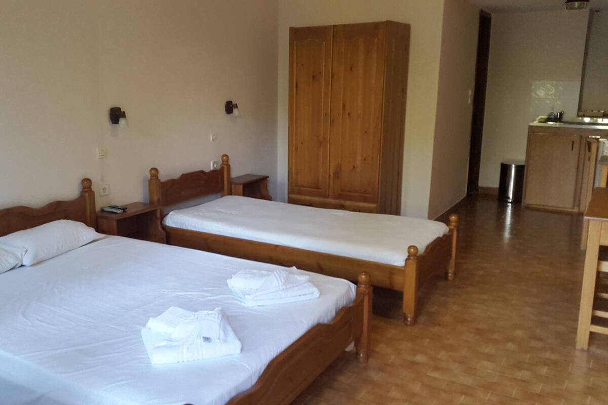 In-room safe, soundproofing, free WiFi