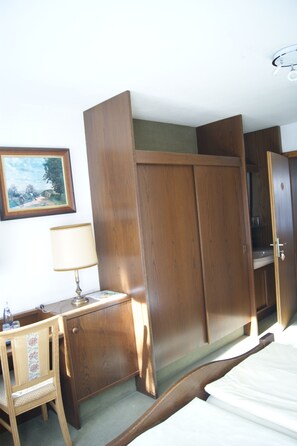 Zweibettzimmer