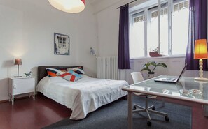 Room - Egusi Apartment (Budapest)