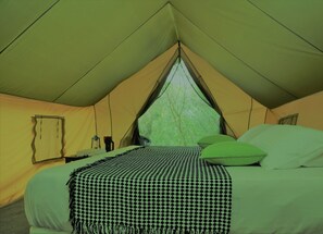 Tent, Accessible, Garden View