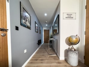 Superior Apartment, Private Bathroom (Occupancy 4 ) | Interior - Central Leeds Penthouse (Leeds)