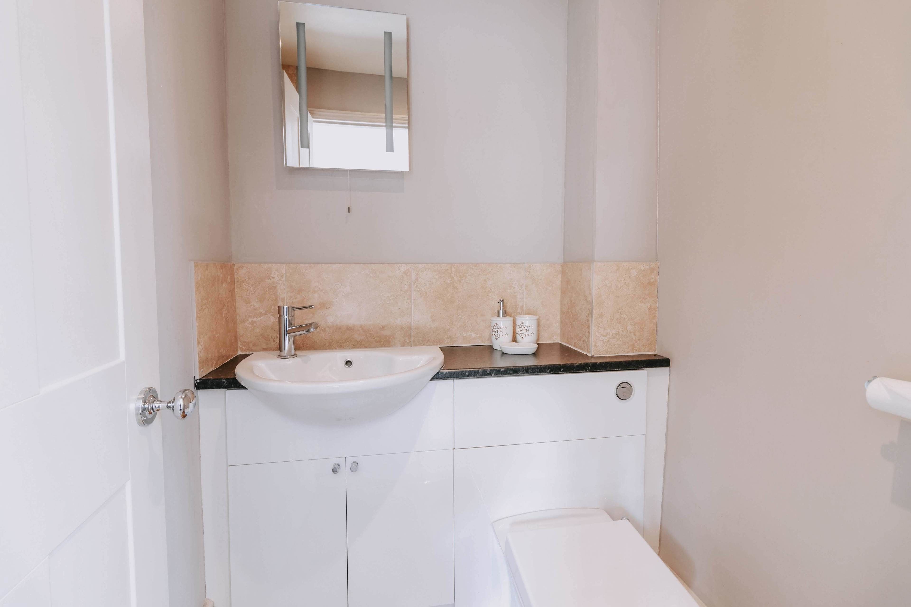 Standard Double Room, Ensuite | Bathroom