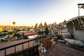 King Cave Suite | Balcon
