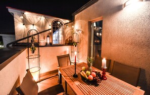 Penthouse Eksklusif, 2 kamar tidur, teras, pemandangan sungai | Balkon