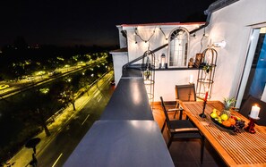 Exclusive Penthouse, 2 Bedrooms, Terrace, River View | Terrace/patio