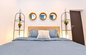 1 chambre, literie de qualité supérieure, bureau, rideaux occultants