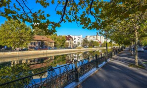 Deluxe Apartment, 2 Bedrooms, River View, Ground Floor | View from room