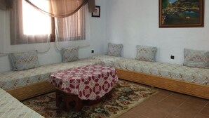 Family Studio | Living area - Complexe Kabila (Allyene)
