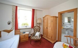 1 makuuhuone, tallelokero huoneessa, työpöytä, Wi-Fi