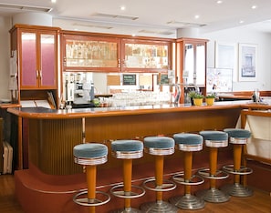 Bar (on property) - Hotel Falkenstein (Falkenstein/Vogtl)