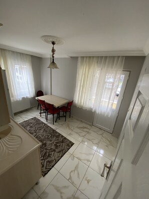 Apartment, 3 Bedrooms, Balcony | Private kitchen | Fridge, coffee/tea maker, electric kettle, cookware/dishes/utensils - Menekse Apart (Trabzon)