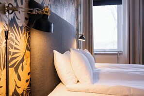 Superior Room | Premium bedding, blackout curtains, iron/ironing board, free WiFi - Hensbacka Hotell (Munkedal)