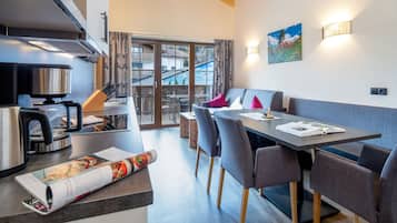 Classic Apartment | Living room | 32-inch flat-screen TV with cable channels, TV, heated floors