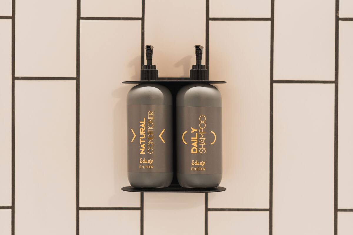 1 bedroom, hypo-allergenic bedding, minibar, in-room safe