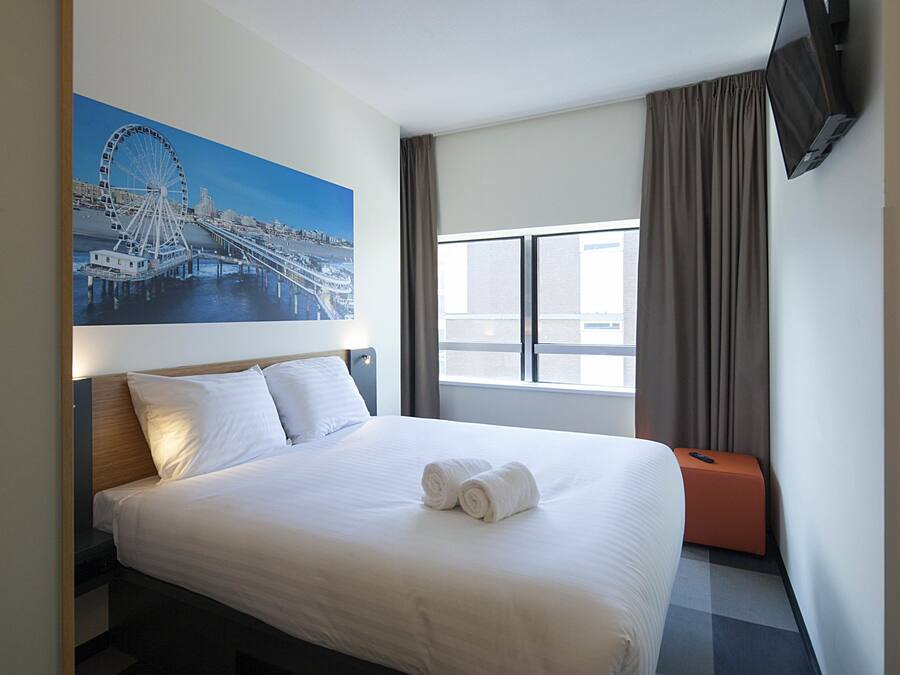 Superior Double Room | Desk, soundproofing, free WiFi, bed sheets