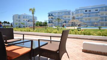 Apartment, 2 Bedrooms | Terrace/patio