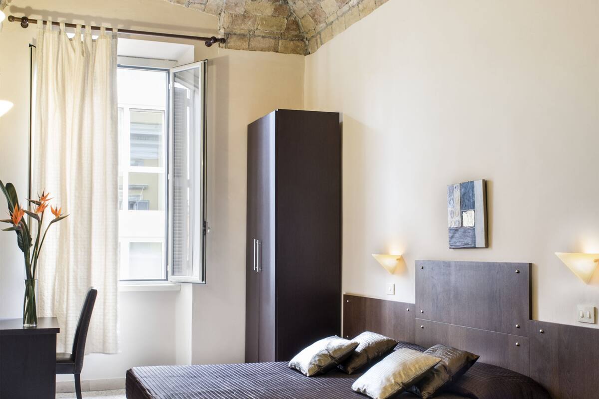 In-room safe, blackout drapes, WiFi (free), bed sheets
