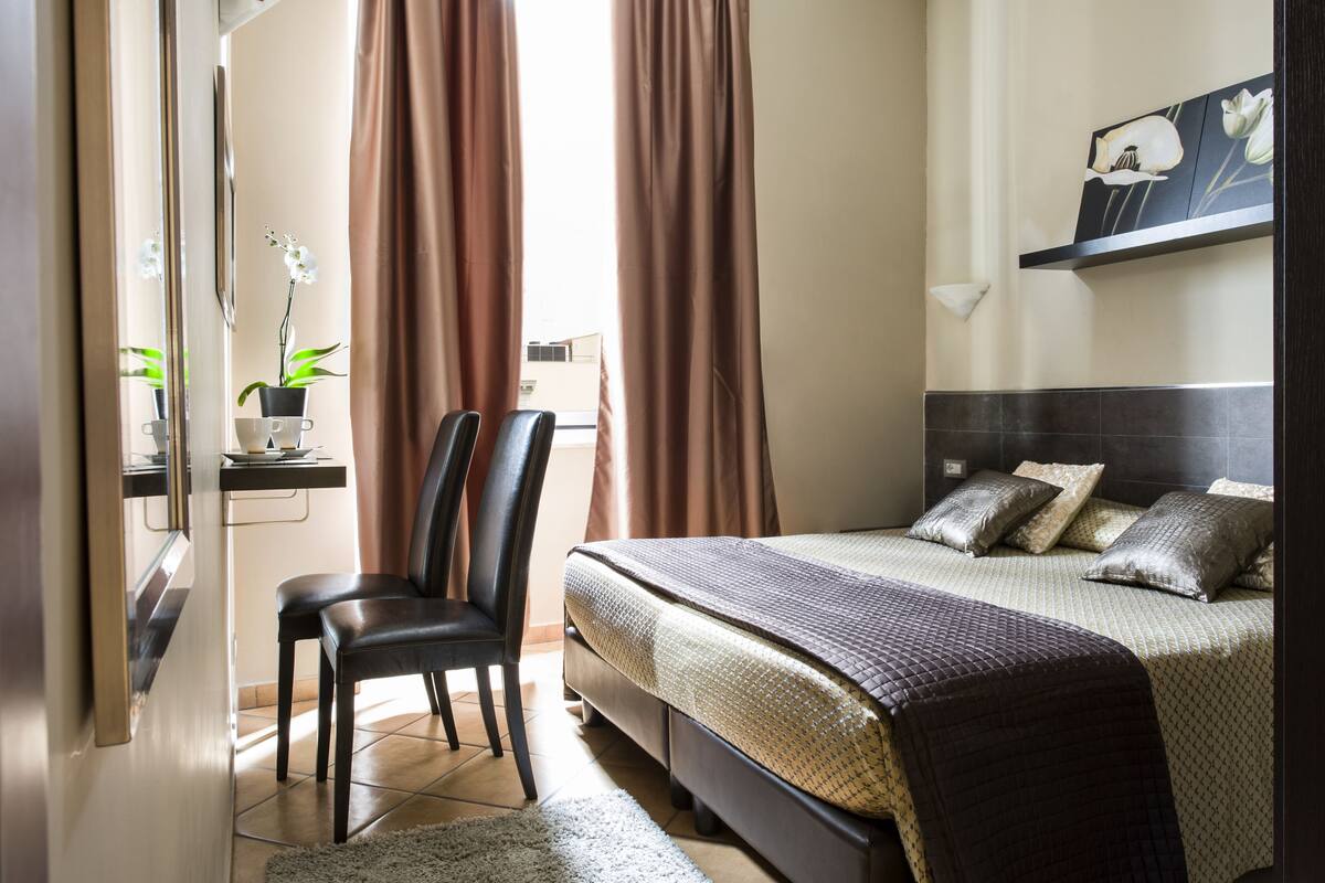 Double or Twin Room | In-room safe, blackout drapes, WiFi (free), bed sheets