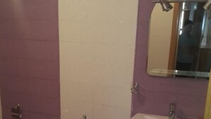 Apartment, 3 Bedrooms | Bathroom - Immeuble Abdelilah (Fnideq)