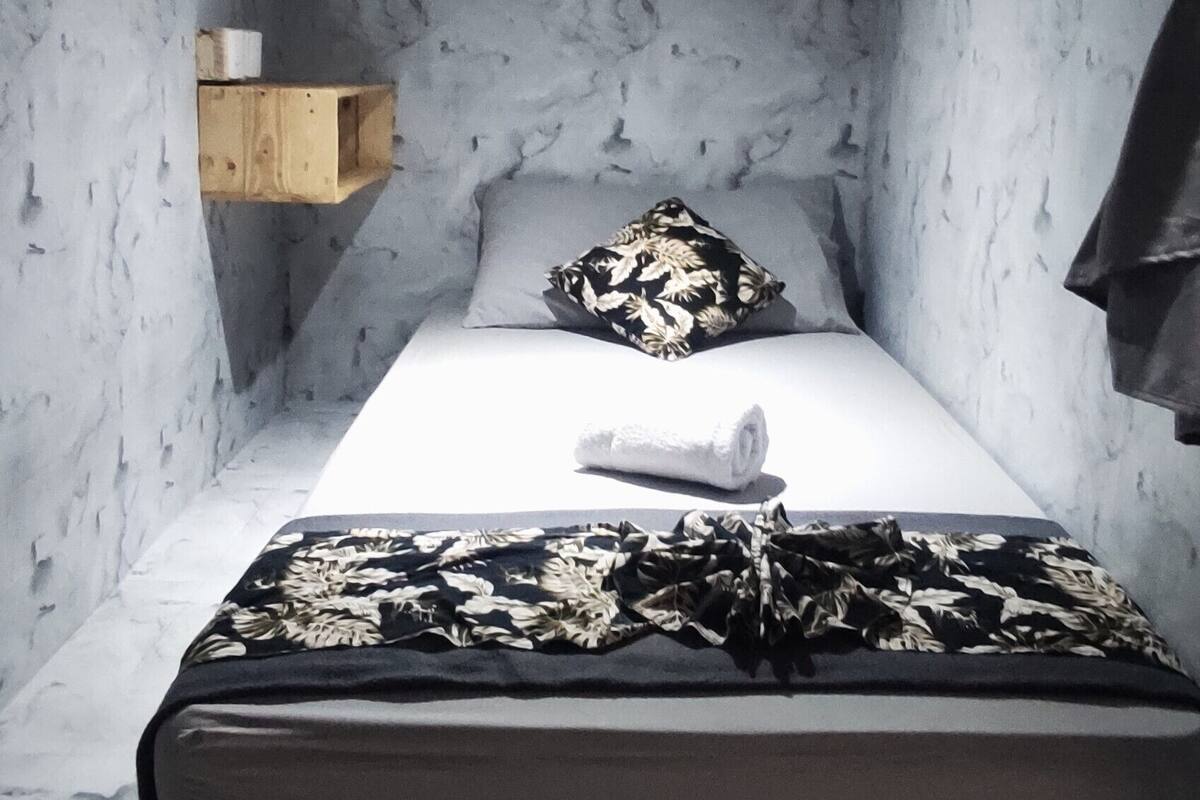 Wifi gratis y ropa de cama