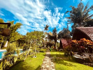 Garden - Apit Lawang Villas (Penida Island)