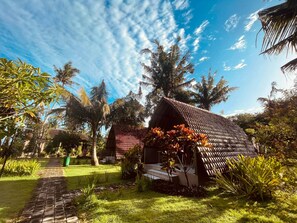 Garden - Apit Lawang Villas (Penida Island)