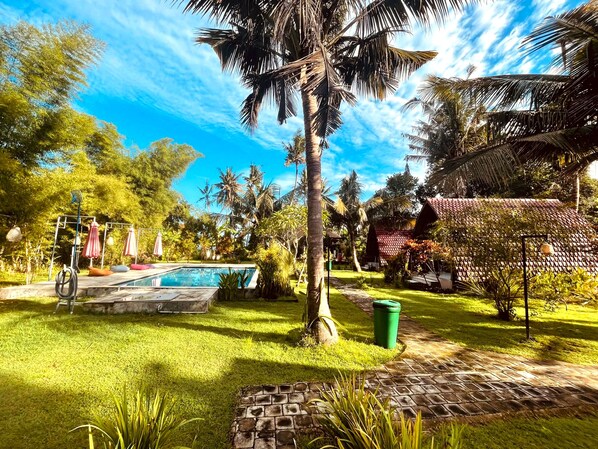Vil·la Deluxe | Vista del jardí