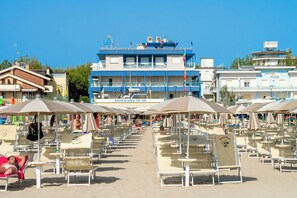 บริเวณภายนอก