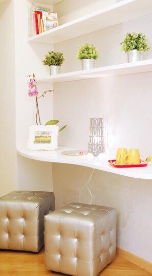 Interior - Bye Bye Roma Pantheon Suite (Rome)