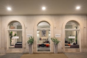 Front of property - The Republic Hotel (Rome)