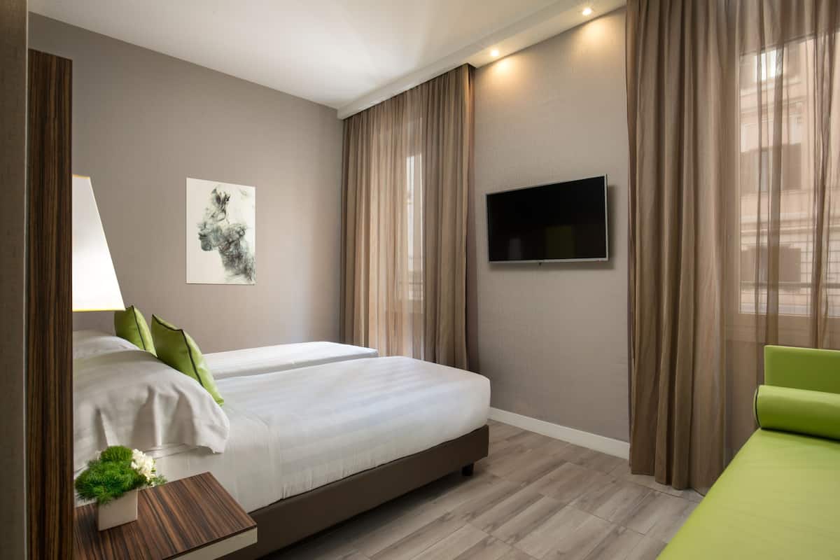 1 habitación, minibar, caja de seguridad en la habitación y escritorio