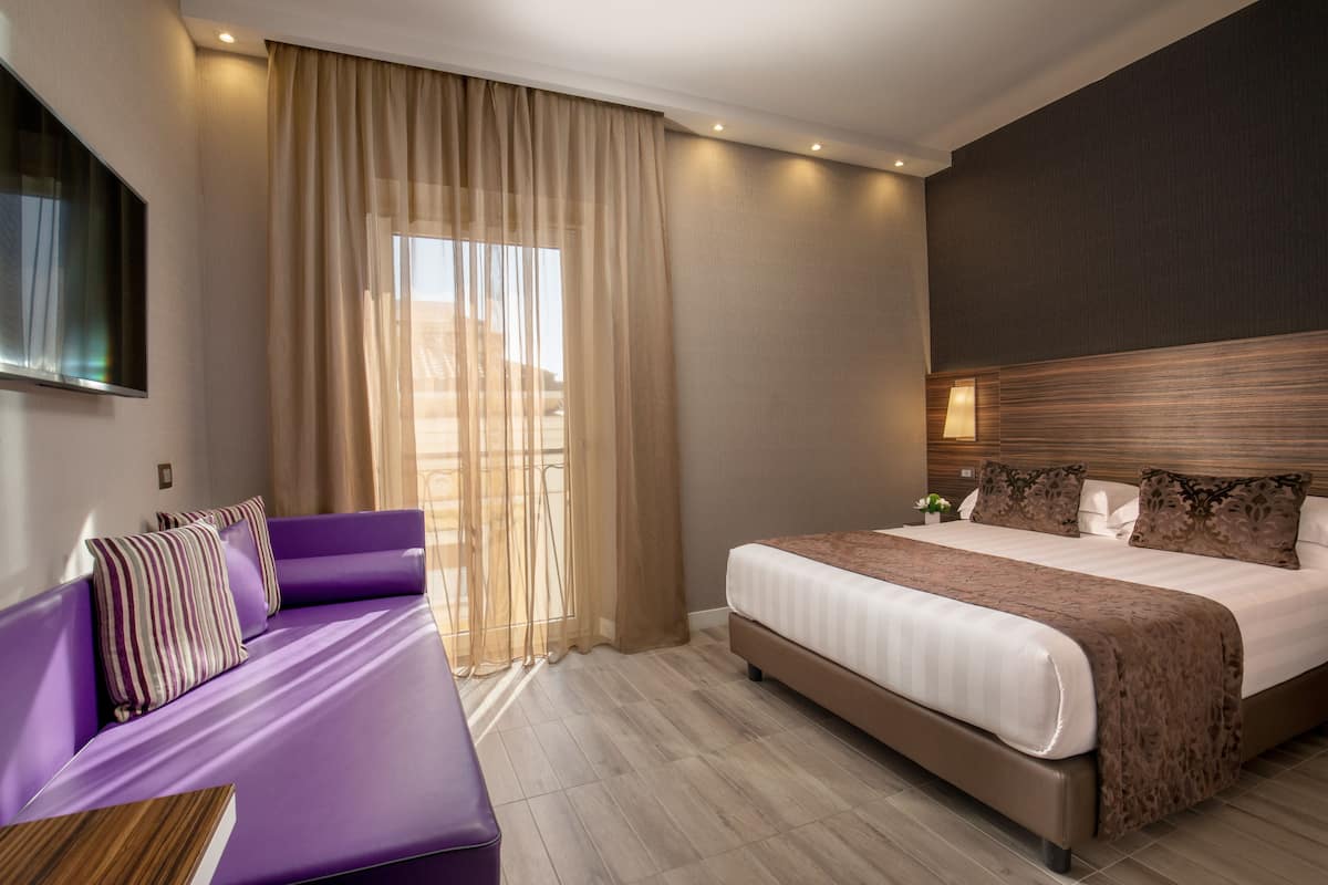 1 habitación, minibar, caja de seguridad en la habitación y escritorio