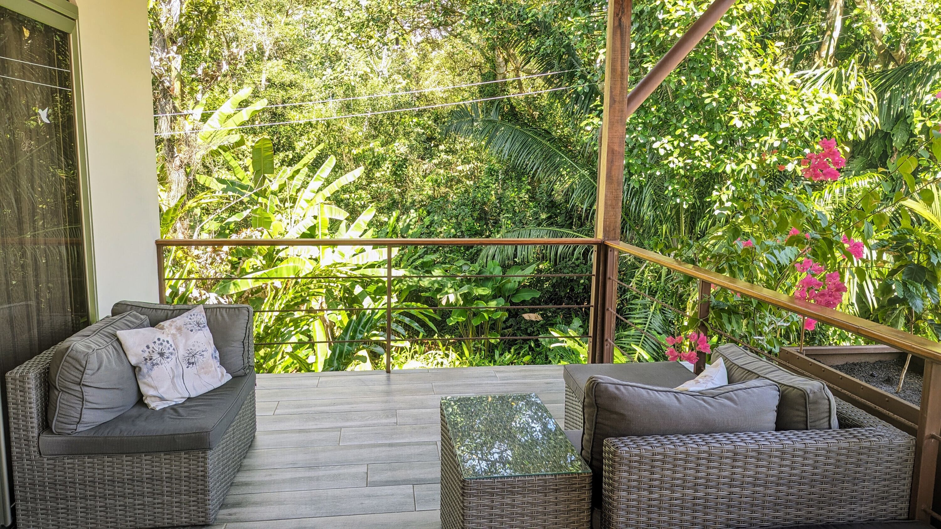 Deluxe-Suite, 1 King-Bett, Balkon | Blick auf den Garten