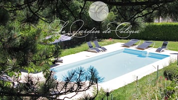 Seasonal outdoor pool, pool umbrellas, sun loungers