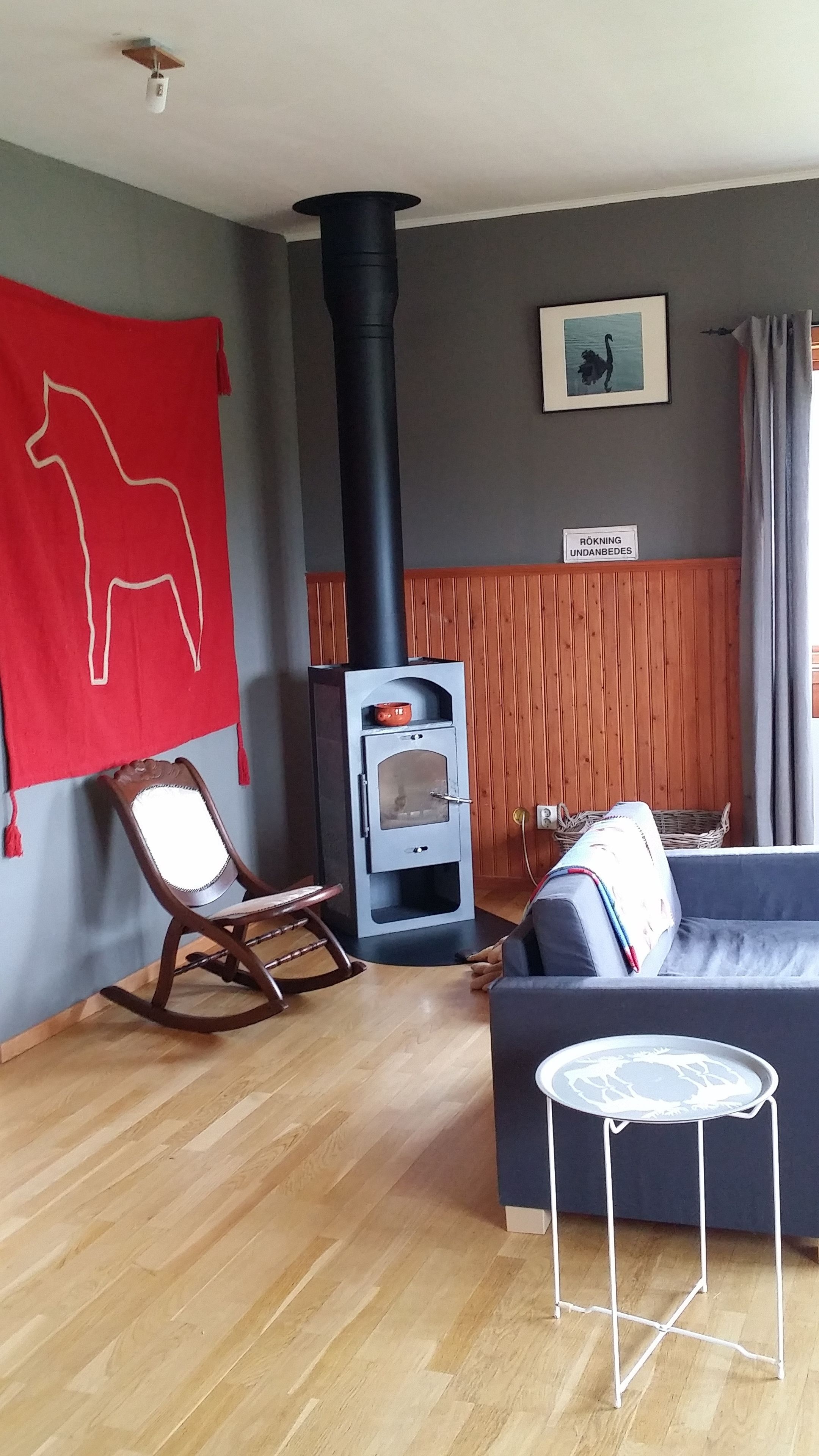 Family Chalet, 4 Bedrooms, Sauna, Lakeside | Living area | Flat-screen TV, fireplace