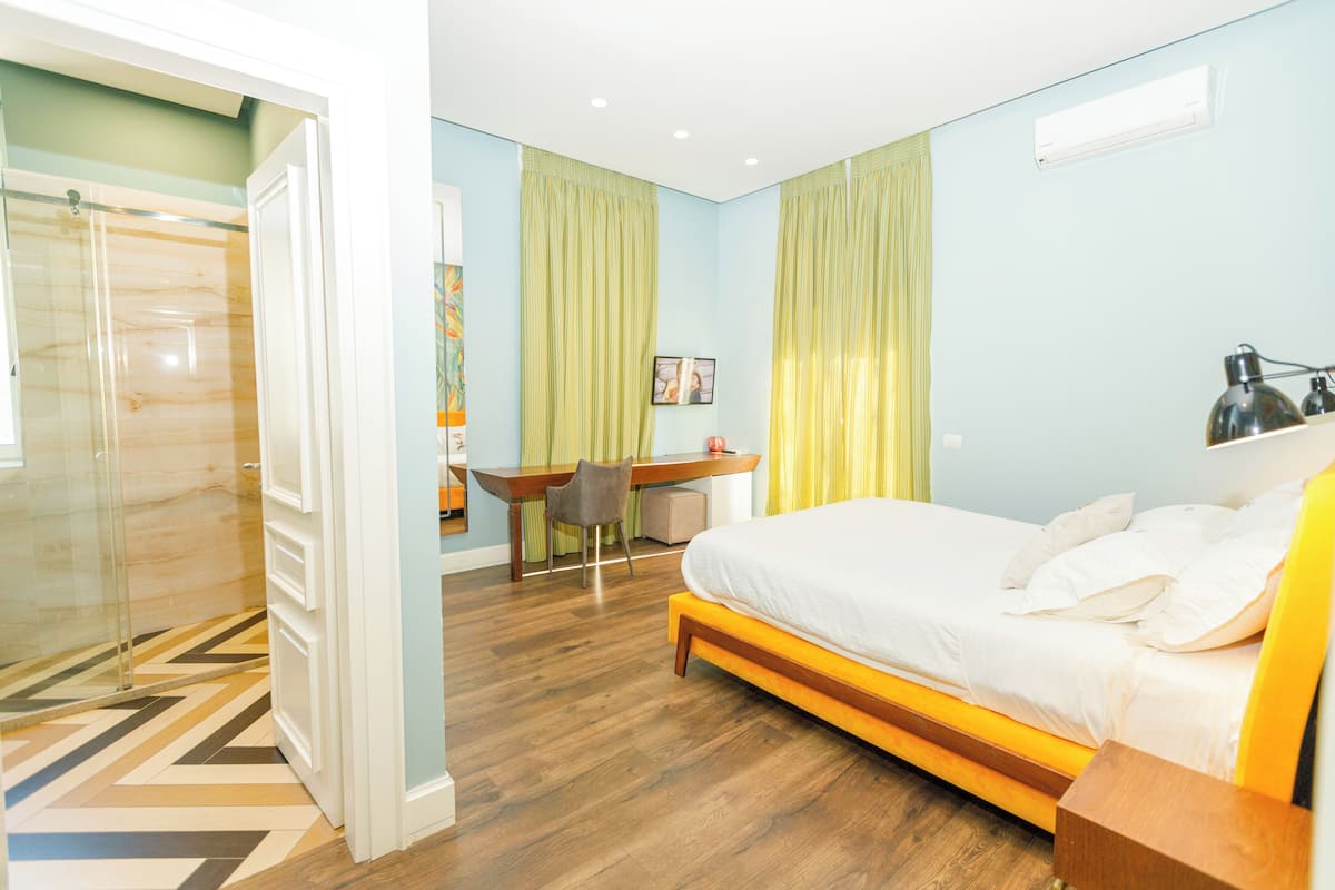 Superior Double Room, Garden View | Premium bedding, minibar, in-room safe, desk