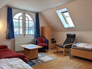 2 chambres, lit de bébé portatif, Wi-Fi