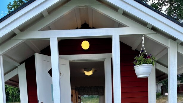 Cabin | Blackout drapes, iron/ironing board (on request), WiFi (free) - Skeppsdockans Camping & Vandrarhem (Soderkoping)