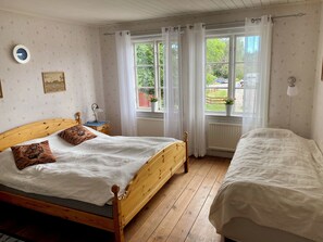Apartment | Blackout drapes, iron/ironing board, free WiFi - Skeppsdockans Camping & Vandrarhem (Soderkoping)