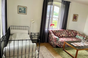 Villa | Living area | Flat-screen TV