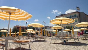 Imagen sin descripción, 4 de 36, botón