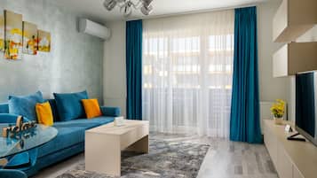 Deluxe Suite with Balcony (Breezy) | 2 slaapkamers, hypoallergeen beddengoed, een minibar