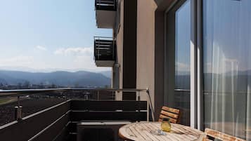 Junior Suite with Balcony (Magenta) | 客房景觀