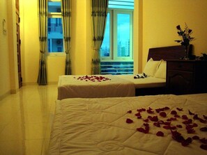 Minibar, desk, free WiFi - Thanh Do Hotel (Nha Trang)