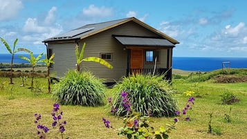 KAHUREA | 1 bedroom, premium bedding, memory foam beds, in-room safe