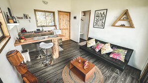 Romantic House | Living area