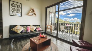 Romantic House | Living area - Maunga roa eco lodge (Hanga Roa)