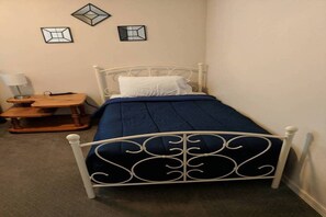 3 chambres, fer et planche Ă repasser, Wi-Fi, draps fournis