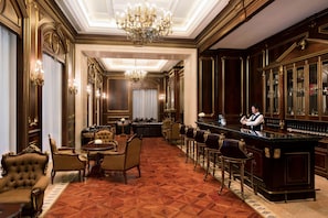 Bar (on property) - Delta Hotel by Marriott Shanghai Baoshan (Shanghai)